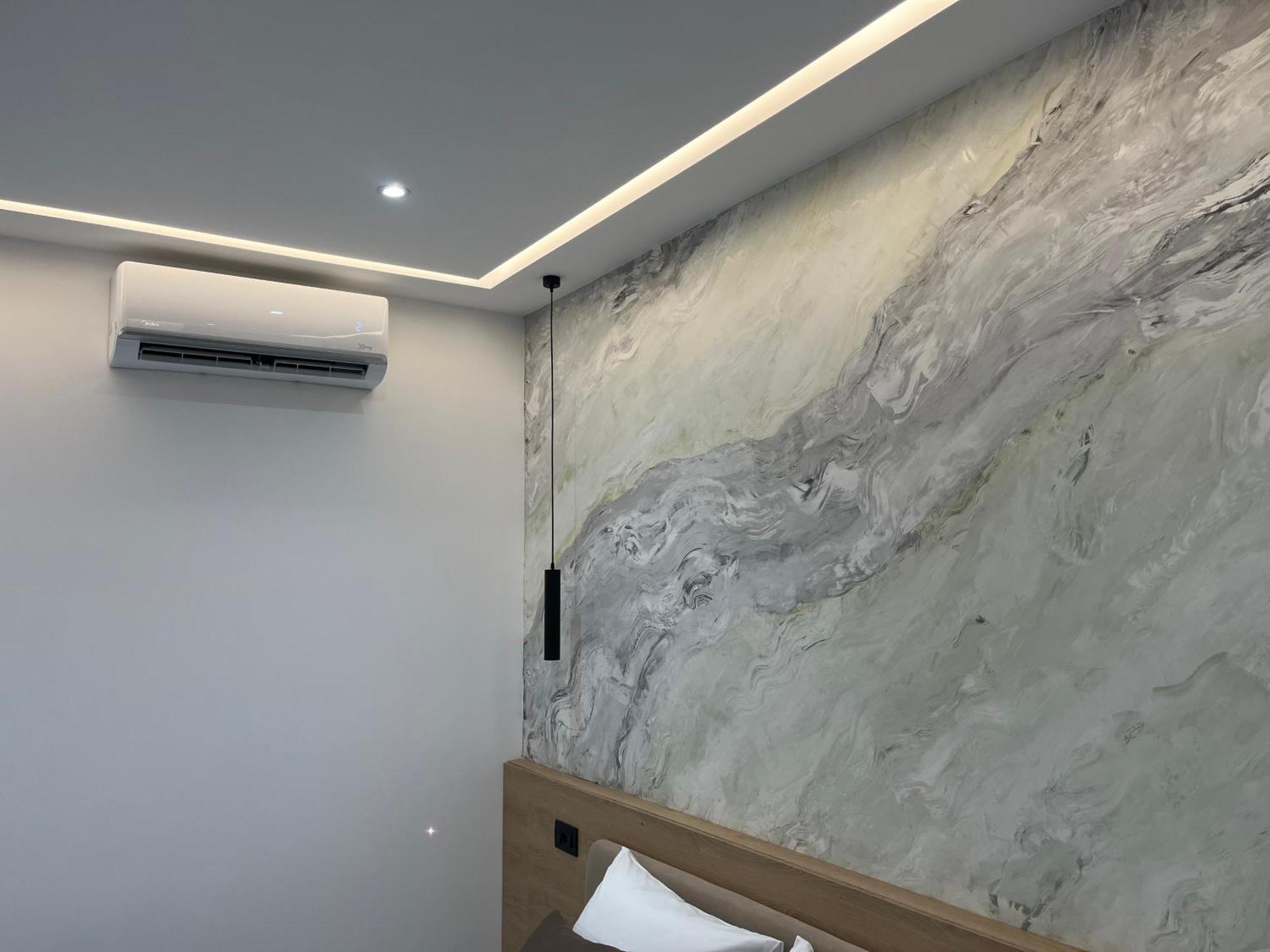 Sun George Bed & Breakfast Himare Ngoại thất bức ảnh